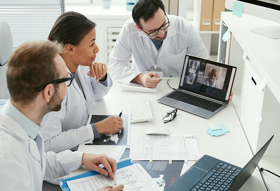 Eine Szene bei der CORIUS DERM Academy für WBA, der digitalen Fortbildungsreihe bei CORIUS