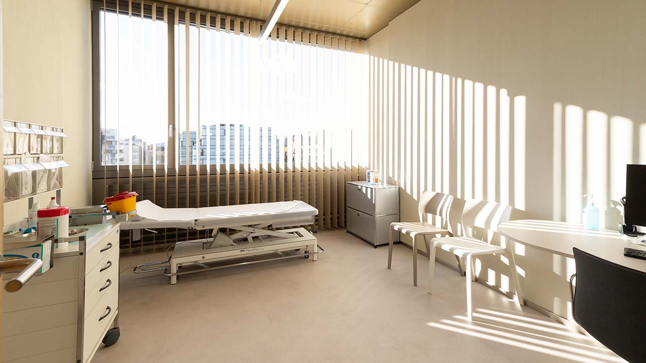 HAUTSTATION Behandlungszimmer