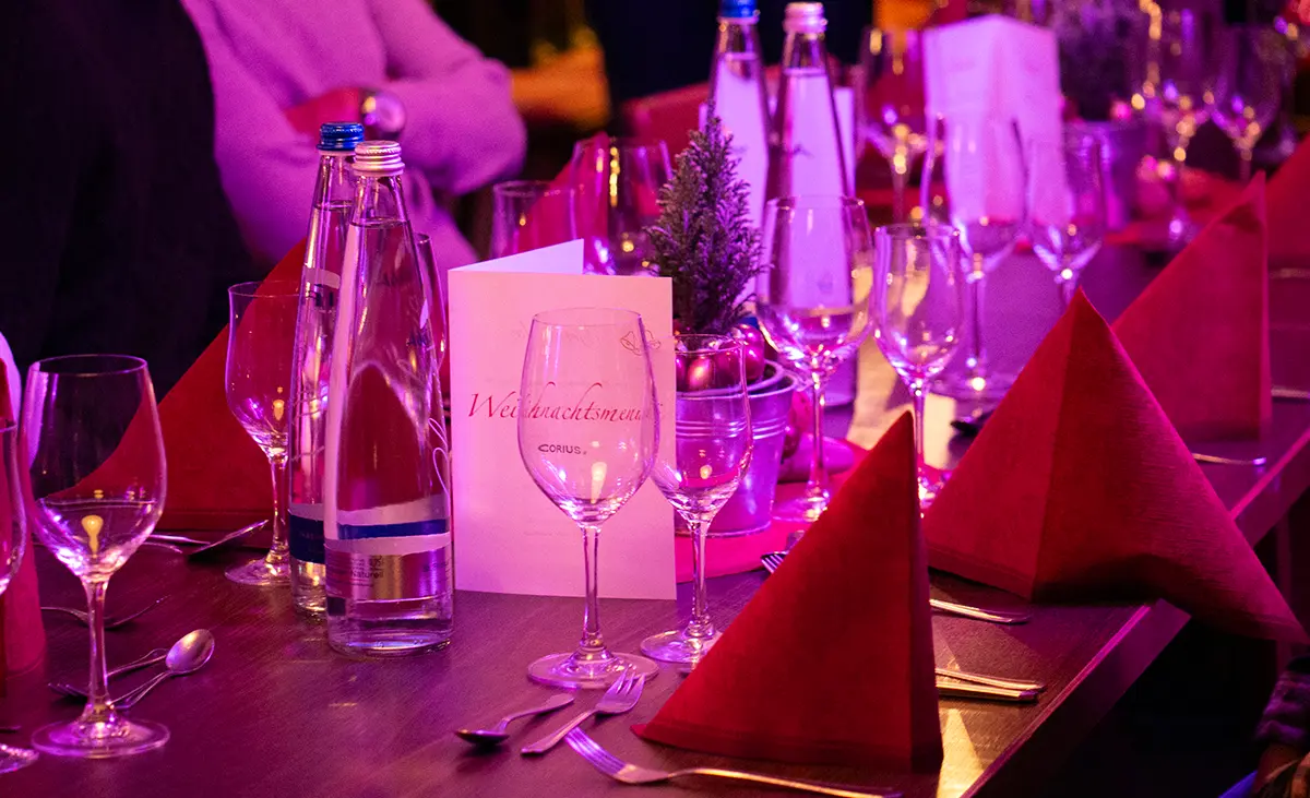 Dinner auf der Weihnachtsfeier